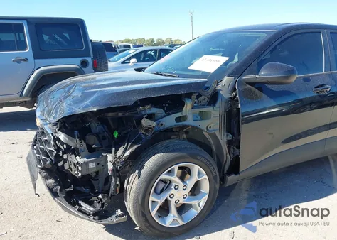 2025 Chevrolet Trax Fwd Ls z USA, uszkodzony, nr VIN KL77LFEPXSC344688